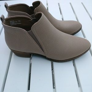 Rampage Booties